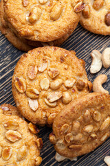 Fototapeta na wymiar wheat-oatmeal cookies with peanuts, closeup