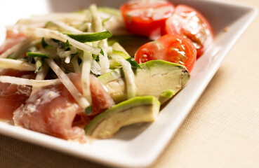 carpaccio salad tuna avocado cucumber radish マグロとアボカドのカルパッチョ