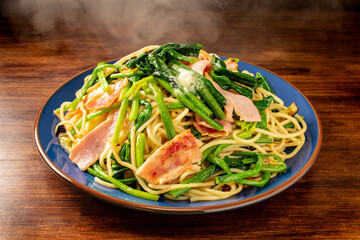 ほうれんそうとベーコンのパスタ