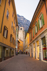 Fototapeta na wymiar A quiet road in Riva del Garda in the Trentino-Alto Adige region of Italy in winter 
