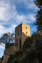 Vue au coucher du soleil du Ch&acirc;teau Royal de Collioure (Occitanie, France)