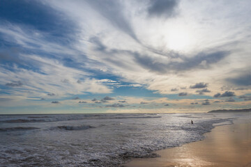 Atardecer  en el mar