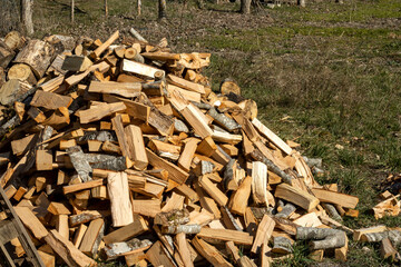 Saw cut pile of firewood