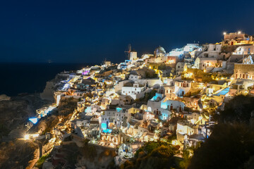 Fototapeta premium Santorini Skyline - Oia, Greece