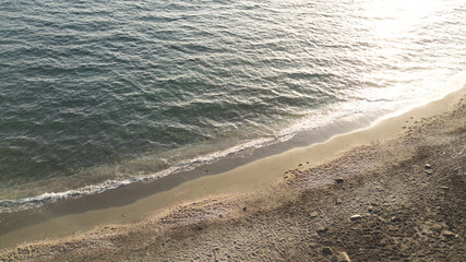 Vista aérea de la orilla de la playa