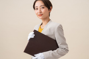 ビジネス　女性 © ponta1414