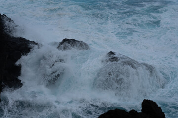 Wellen Lava Porto Moniz Madeira Portugal