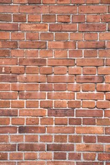 質感のある古いレンガの壁　縦位置