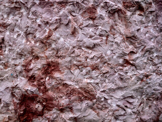 Rose limestone break in detail