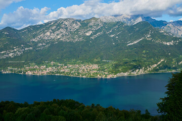 Fototapeta na wymiar Beautiful landscape of Como Lake.