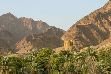 Fototapeta na wymiar Wadi Maydaq and Maydaq Fort