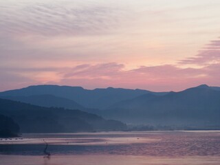 한국의 대청호수 일출 풍경