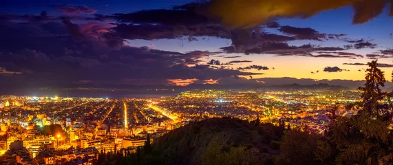 Poster Beautiful panorama of night Athens, Greece, Europe. View of the city at night © Tortuga