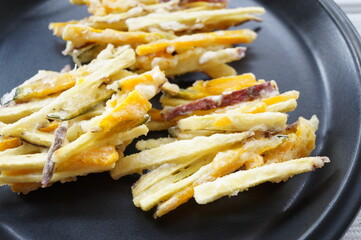 さつまいものかき揚げ