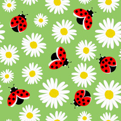 Green seamless pattern background of daisy flowers with ladybirds