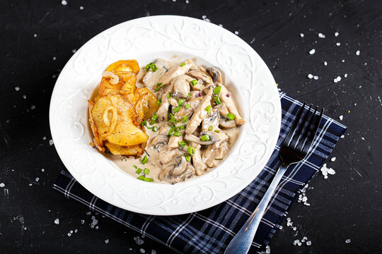 Fricassee Bilder Durchsuchen 2,181 Archivfotos, und