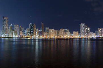 Obraz na płótnie Canvas Sharjah Corniche Nightscape