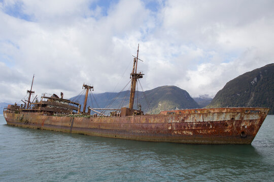 Barco Naufragio Patagonia Chilena
