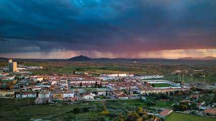 TORMENTA SOBRE EL PICO DE SANTA CRUZ CACERES