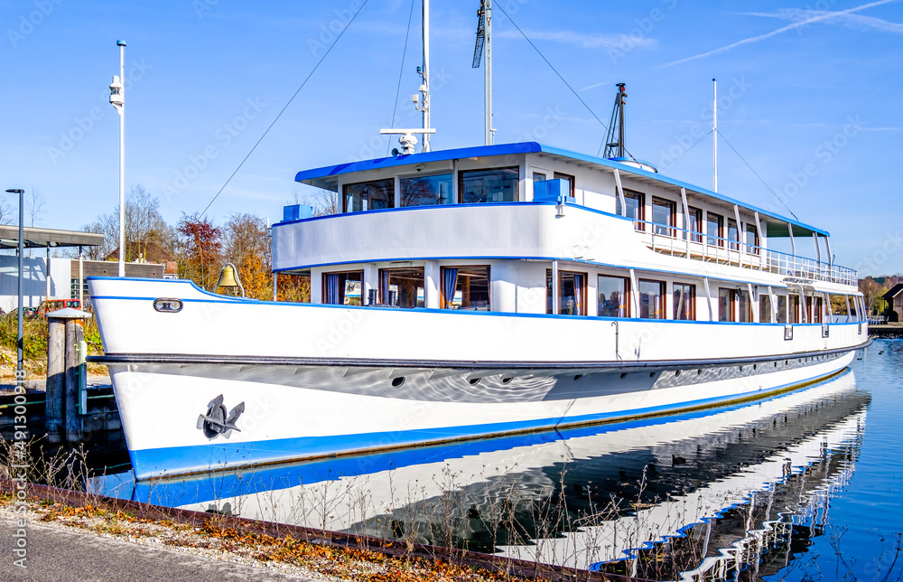 Canvas Prints passenger ship at a lake