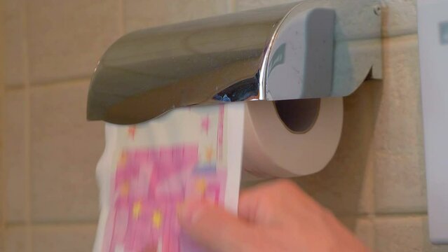 Using euro toilet paper in 4k slow motion 60fps