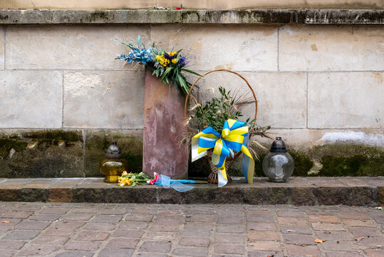 People Gather In Krakow To Pay Tribute And Commemorate Those Who Died In The War In Ukraine.
