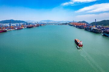 드론에서 바라본 한국의 항구