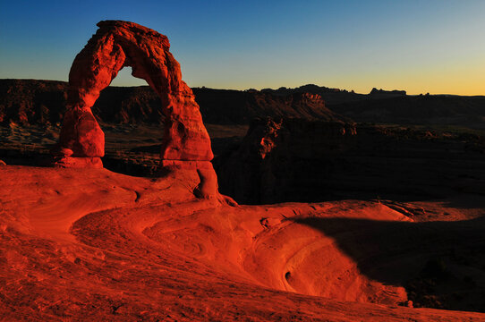 Sunset at the Delicate Arch, Arches National Park, Moab, Utah, USA