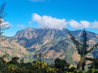 Fototapeta na wymiar View of Caraigres hill in Costa Rica