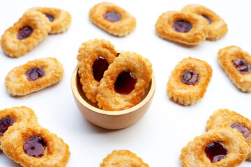 Puff pastry cookies filled with jam