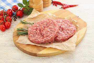 Raw pork cutlet for burger