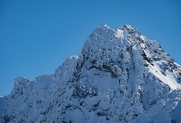 Fototapeta na wymiar snow covered mountain,świnica,tatry 