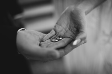 wedding rings on hands