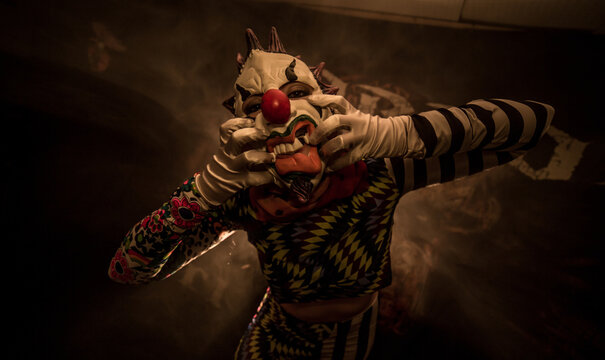 scary clown 