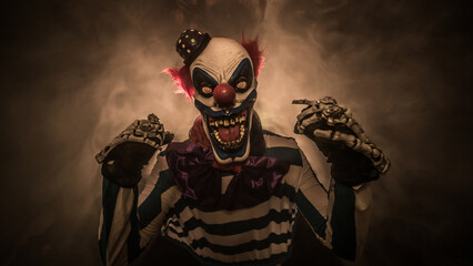 scary clown 