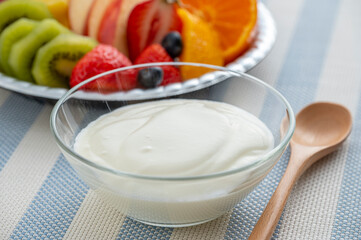 ヨーグルトとフルーツ