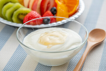 ヨーグルトとフルーツ