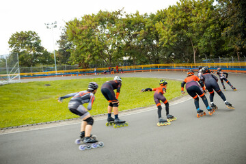 Entrenamiento de deporte carrera de patinaje, estilo de vida saludable.