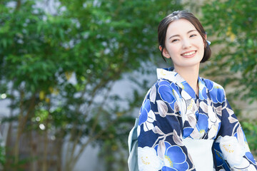 浴衣の似合う美人な日本人女性のポートレート カメラ目線