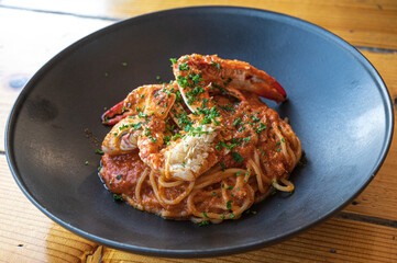 渡り蟹のトマトクリームパスタ