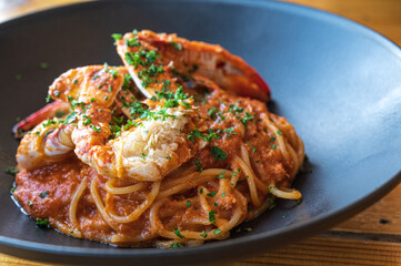 渡り蟹のトマトクリームパスタ