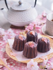 春スイーツ 桜カヌレでティータイム