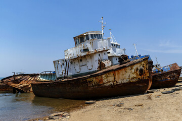 Cimetière d'épaves de bateaux à Madagascar