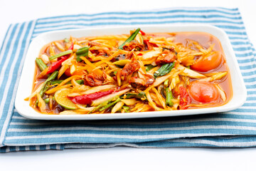 Spicy papaya salad with pickled shells