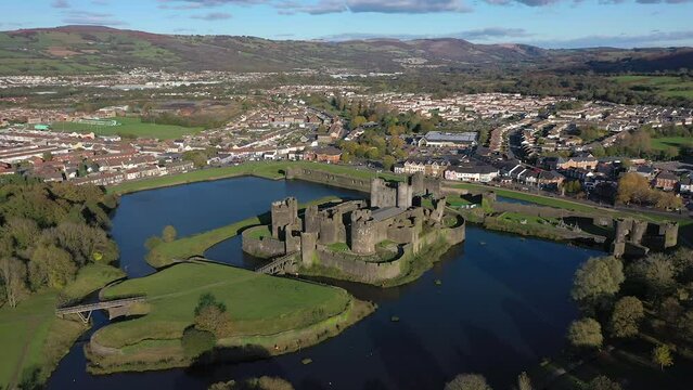 Caerphilly Castle, Castell Caerffili, medieval castle dominating the centre of town, Caerphilly, Glamorgan, Wales, United Kingdom
