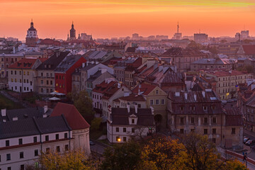 Ciepły zachód słońca w Lublinie / Widok Lublin / Panorama Lublin / Jesień Lublin