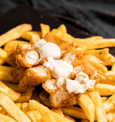 food, chicken, fried, meat, meal, dinner, dish, plate, snack, sauce, lunch, delicious, appetizer, cooked, white, wings, crispy, fish, grilled, healthy, tasty, shrimp, fresh, chicken, fast food