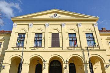 Fototapeta na wymiar City hall building of Debrecen town, Hungary