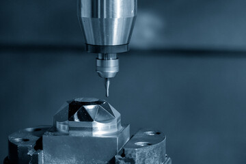 The mirror surface parts cutting  by CNC milling machine with ball end mill tool.