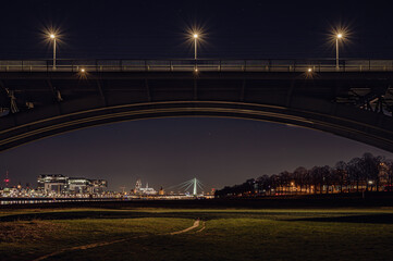 Brückenrahmen Köln 